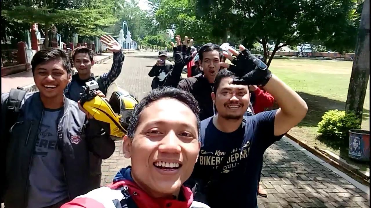 MOTOVLOGGER Plat K Visit Jepara | Taman Makam Pahlawan Jepara