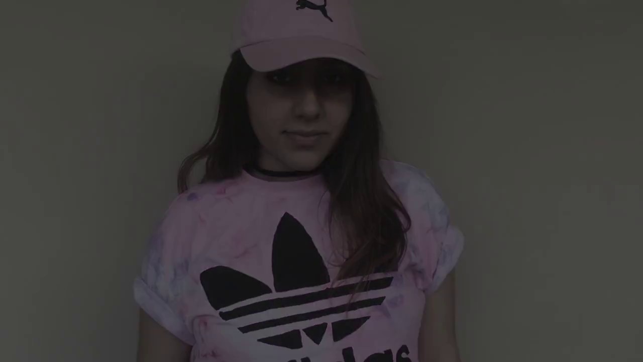 Franela te&ntilde;ida y estampada EN CASA! // Tie dyed and printed tee AT HOME! - Craft Nation