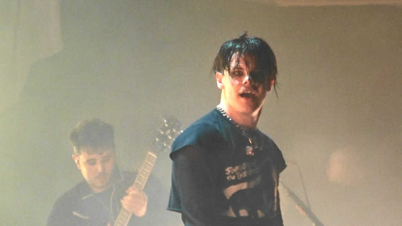 Yungblud - I Think I'm OKAY / Casual Sabotage, Paradiso 27-10-2019