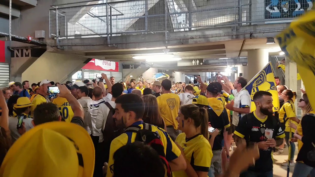 La penía Baiona chantée par les supporters de l'ASM