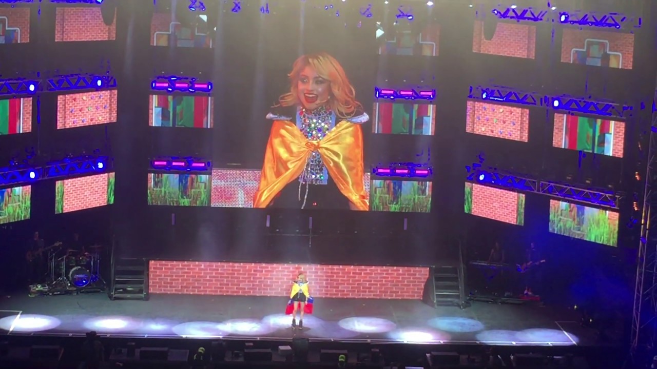 Soy Luna En Vivo - Karol dice unas palabras I Medellín 07/09/18