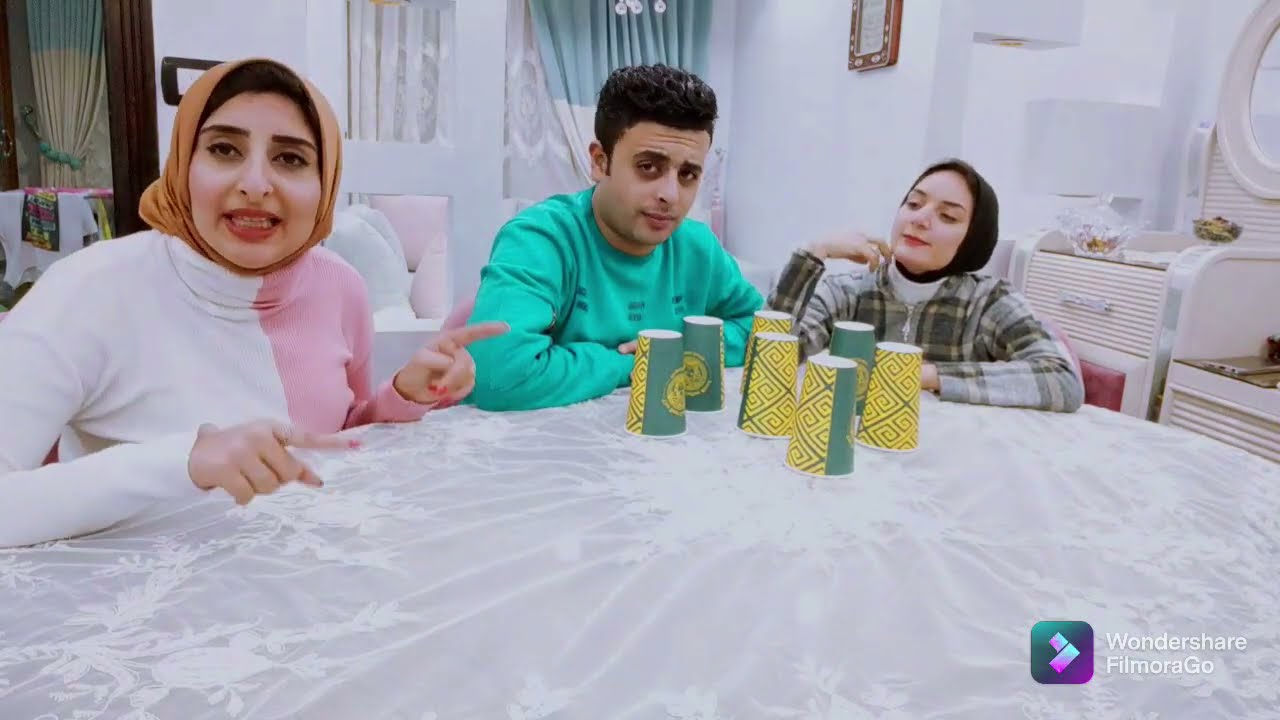 تحدي الاسئله المحرجه 😱(احمد وهاجر) عرفنا هاجر بتحب احمد قد ايه ؟🤕😱