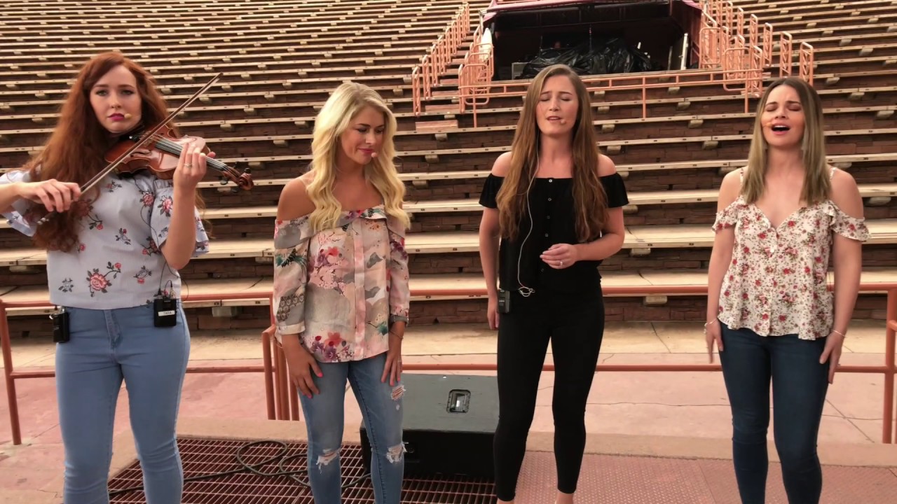 'Still Haven't Found What I'm Looking For' @ Red Rocks