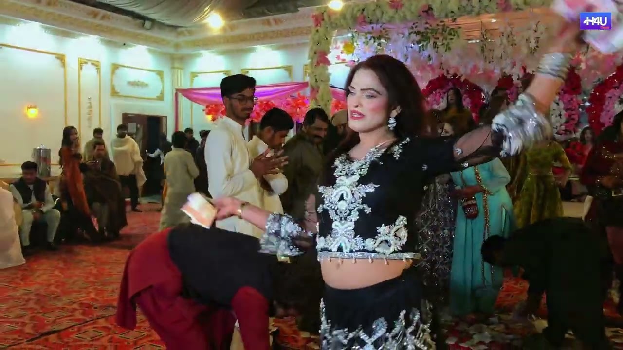 Aksar Is Duniya Mein Zoya Khan Dance Performance 2026
