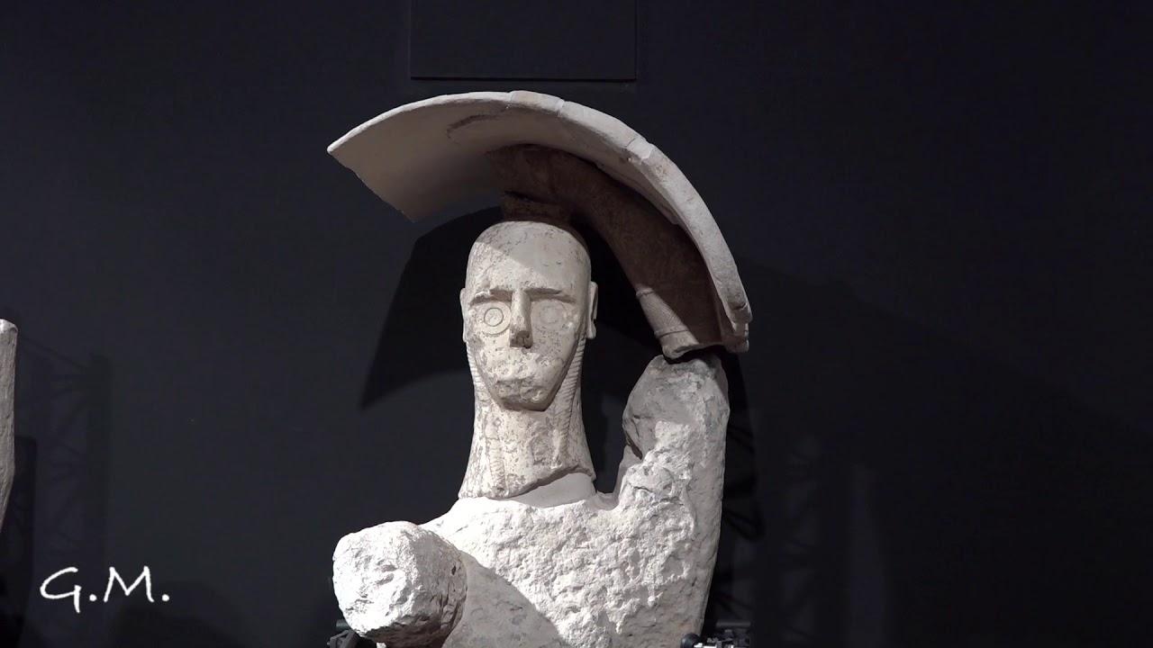I Giganti  di Mont'e Prama al Museo di Cabras - Sardegna