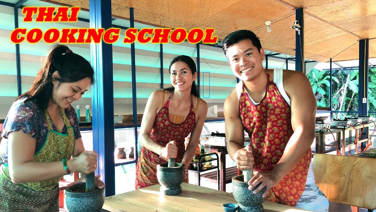 BEST Cooking Class in CHIANG MAI | Baan FARM Cooking School!