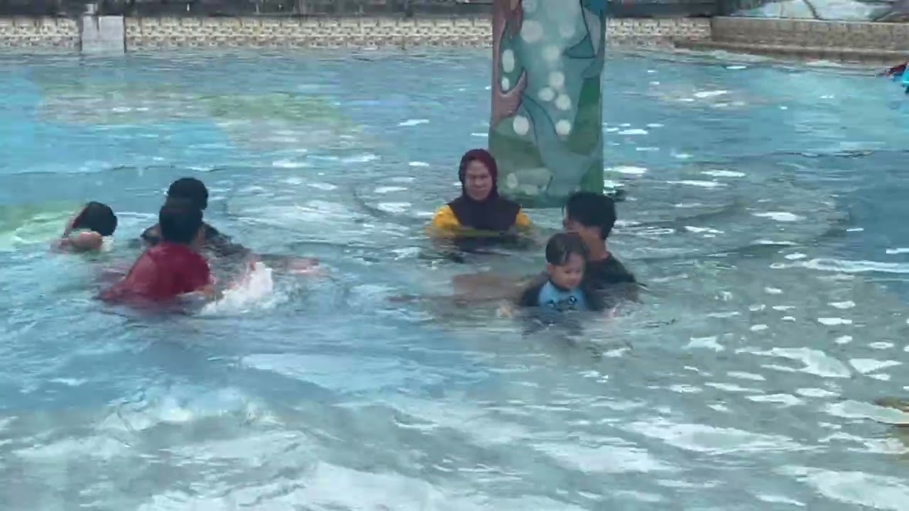 Berenang di my dream sanggau Kalimantan Barat #berenangbersama #swimmingpool 