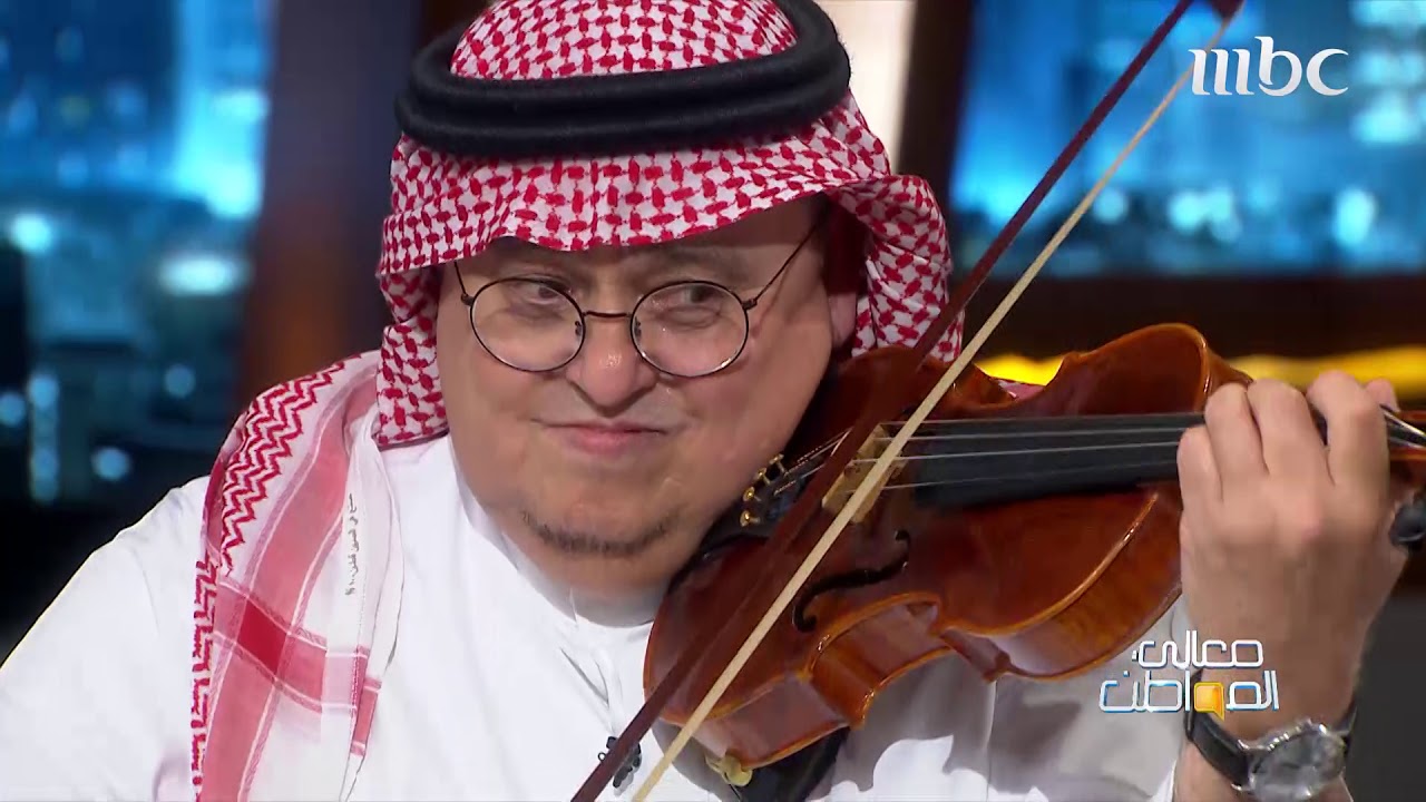 أغنية وطني الحبيب للفنان الراحل طلال مداح يبدع قاري في عزفها