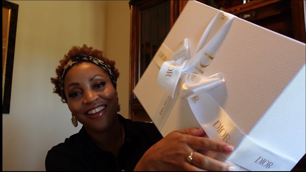 My Dior Bag Unboxing  |  Take a look at this 2021 Runway luxury piece