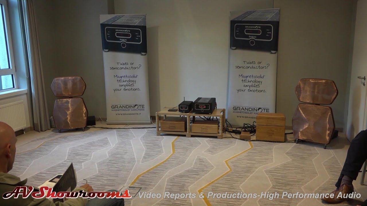GRANDINOTE amplifiers and electronics, Sound Kaos loudspeakers, Entreq, hifideluxe Munich
