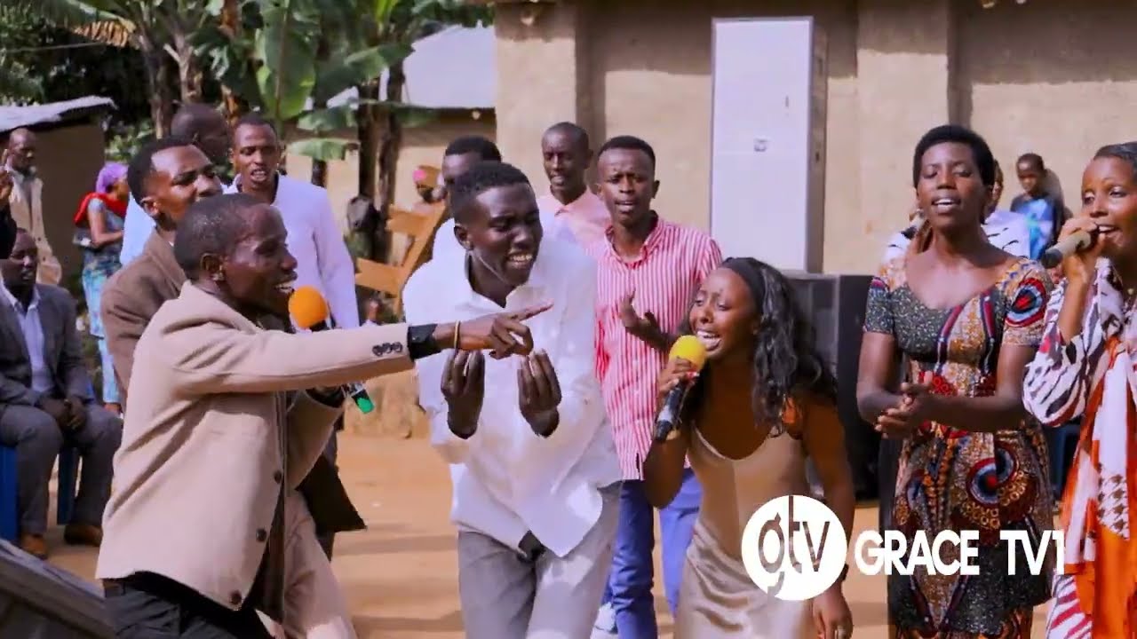 MBEGA KURAMYA IMANA WAMUKOBWA MUKUNDA NA SENGA BAKIJE UMURIRO