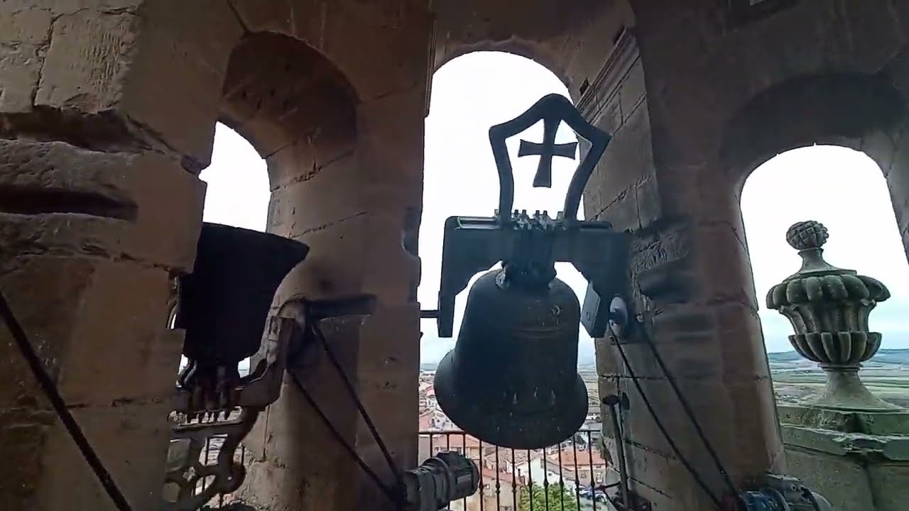 Primer volteo automático de domingos desde el campanario en Mendavia // Navarra