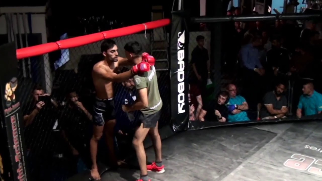 AMATEUR MMA - Isaac Onions vs Abubakr Hussain - RISK FIGHT LEAGUE