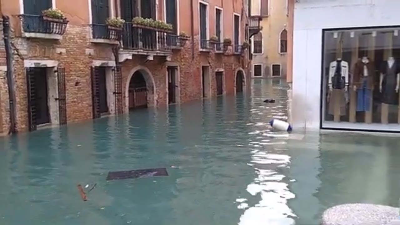 Venice high tide | November 15, 2019. Rubberboots in Venice. Flooding in Venice.