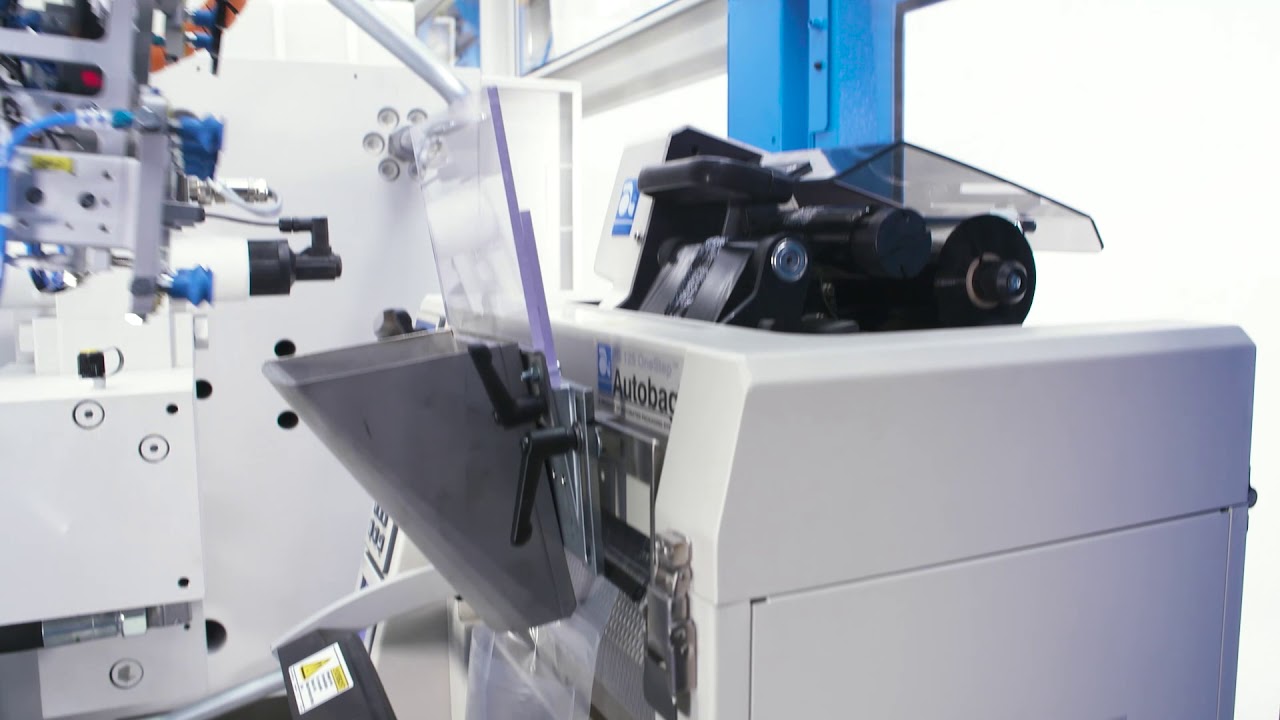 Generation of sophisticated surfaces via injection molding and dynamic mold heating