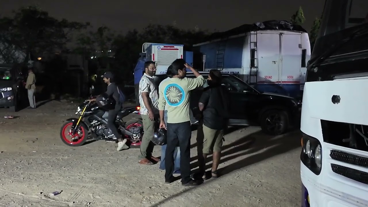 పద్మాలయ స్టూడియో దగ్గర షూటింగ్ 