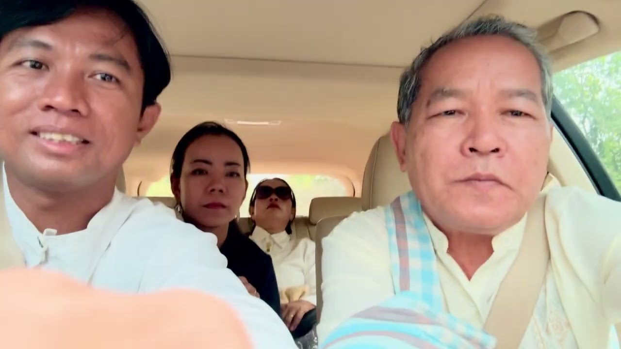 តេីលោកតា​ ថោង​នីដាមុនី​ ពិសេសយ៉ាងណាជាមួយព្រះអង្គ​ បណ្ឌិត​ចាន់​មុនី​ ពិសេស? 