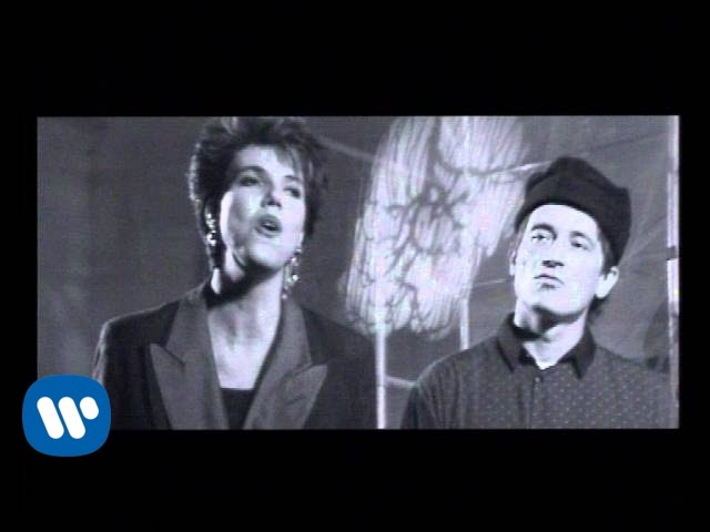 Lars H.U.G. - Skibet Skal Sejle I Nat (Official Music Video)