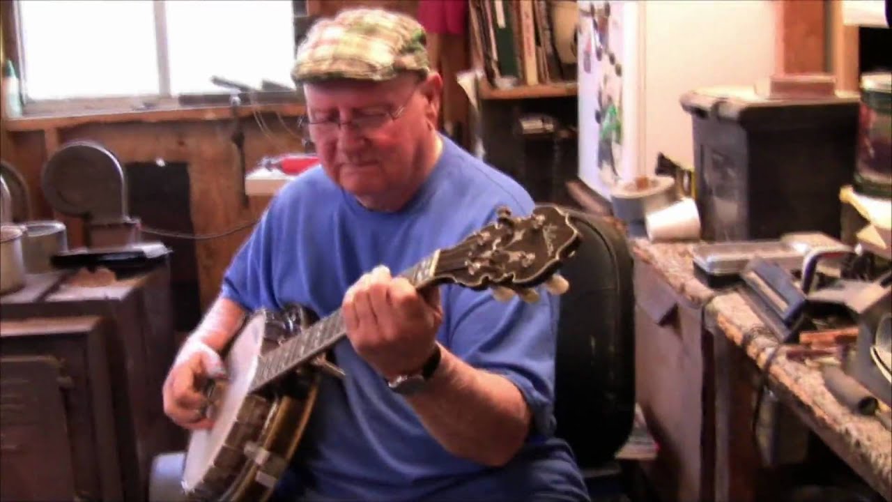 John Wynn plays "The World is Waiting for the Sun to Rise"