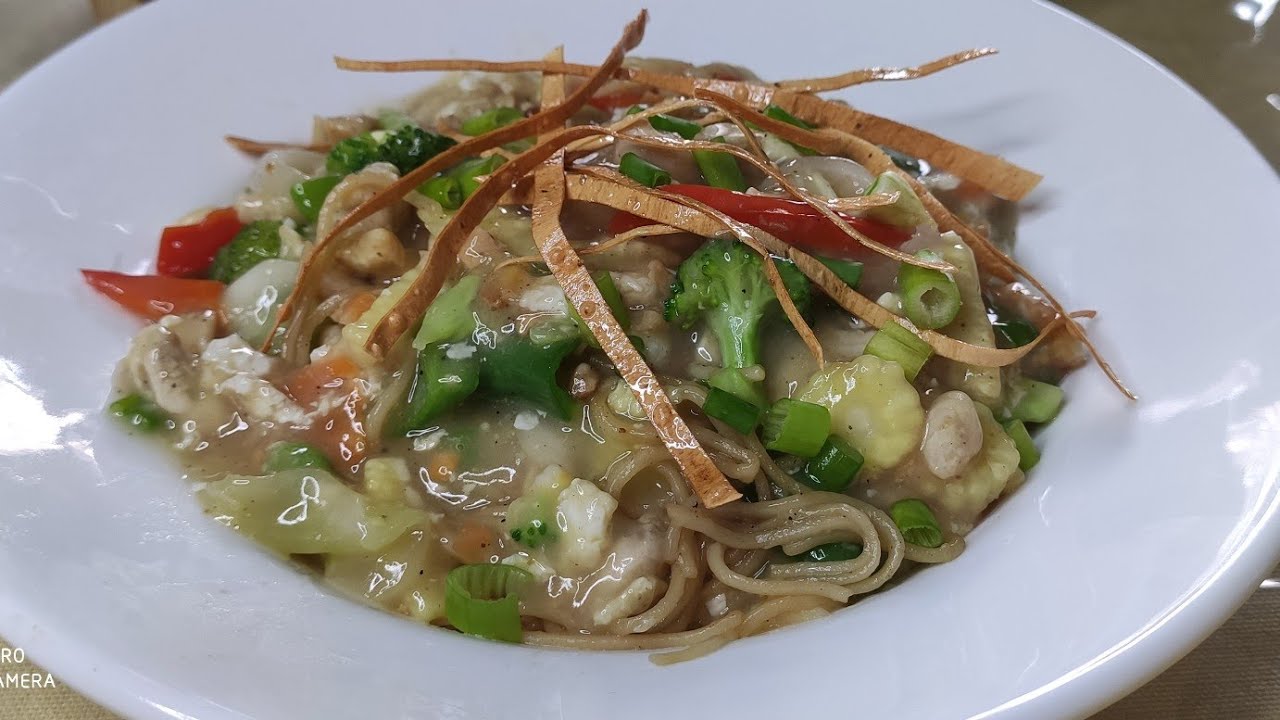 Homemade Chicken and Veggies Gravy Chowmein recipe