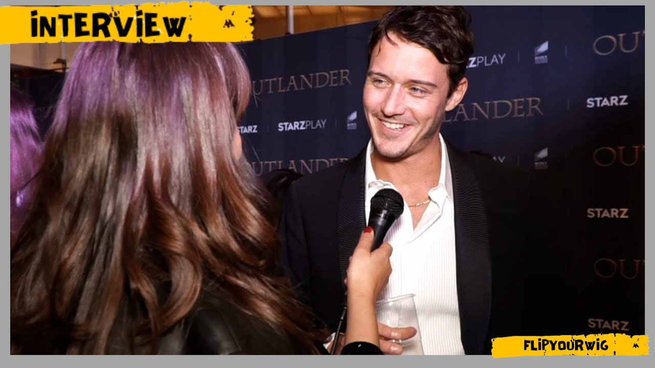 CHEEKY 'OUTLANDER' STAR César Domboy talks new season and how much he loves #CaitrionaBalfe!