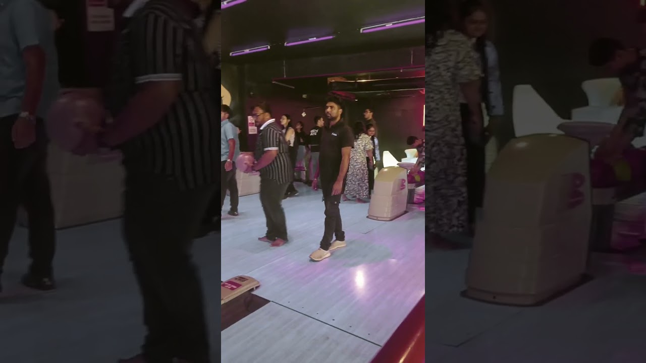 Bhai bowling kar rahe hai