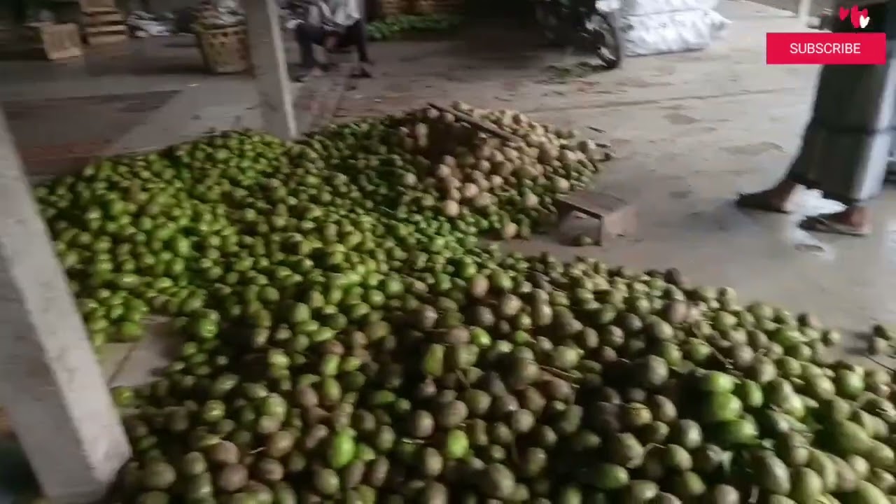BELI BUAH KEDONDONG RP.10000 DI PASAR SELOPURO LASEM REMBANG.