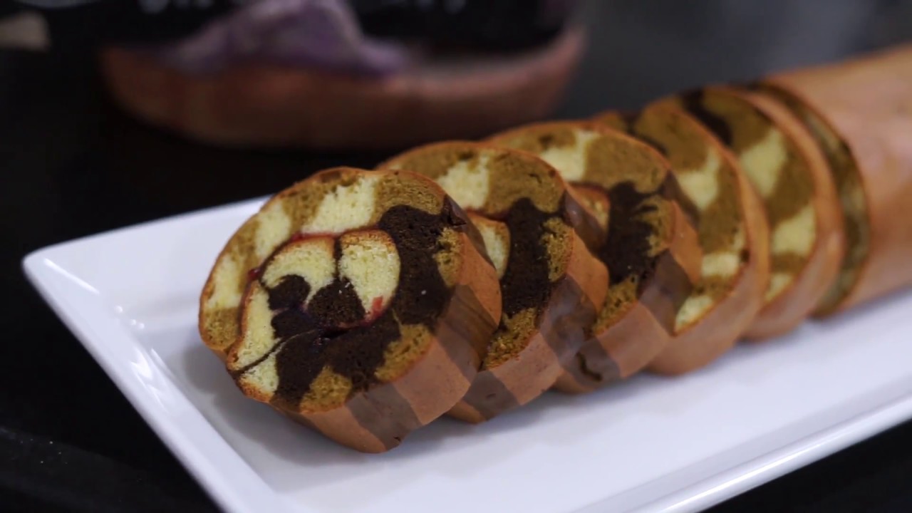 Chef Yongki Gunawan - Bolu Gulung Batik