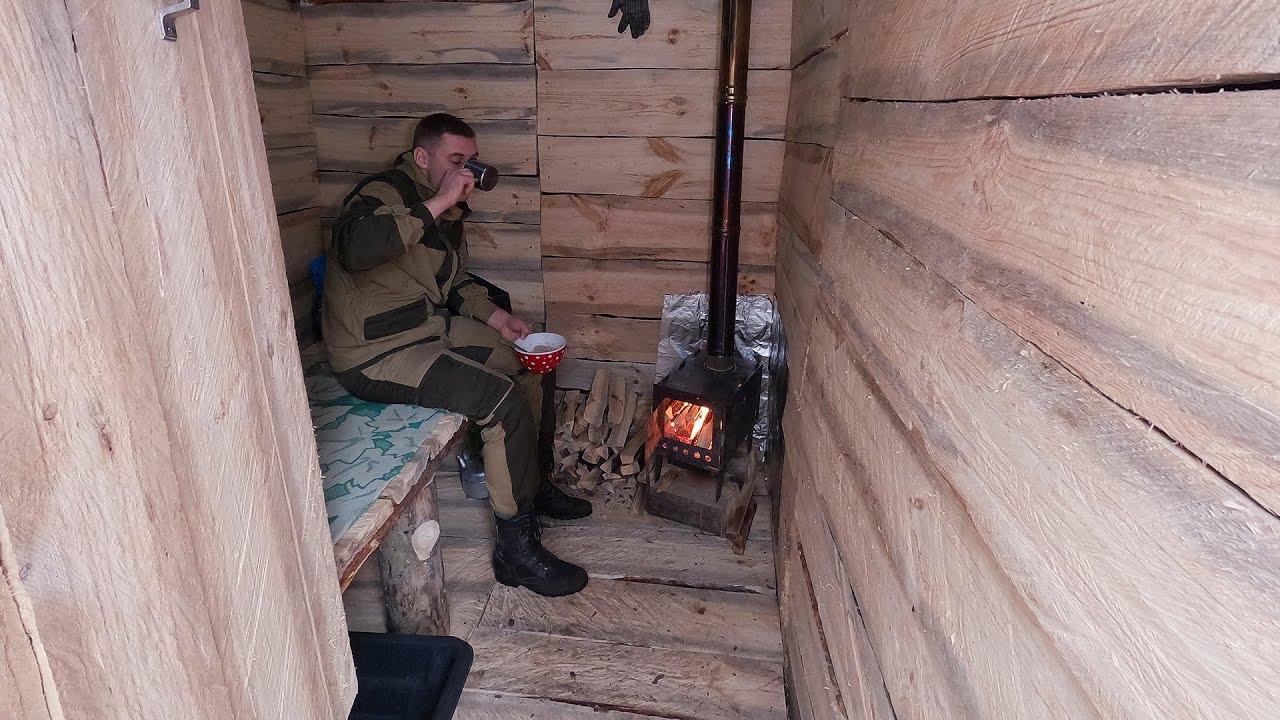 Building a Winter Log Cabin From Scratch in the Snowy Forest