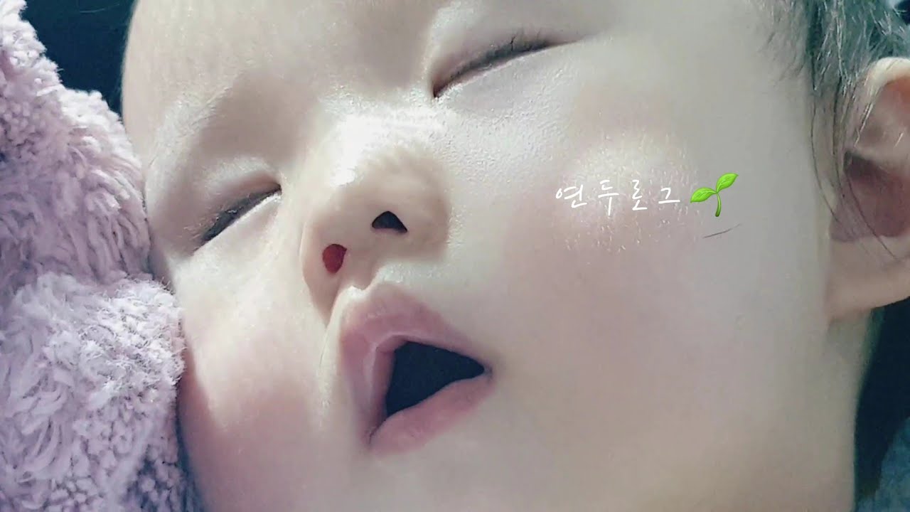 [육아 브이로그] 쉽지않은 13개월 아기 육아🍼/ 카네이션이 된 연두 🌺 / 연두먹방 (크로플🥐,피자🍕,김밥,시판반찬,닭죽) / 쿠첸 분유포트 이슈 / 일주일 일상