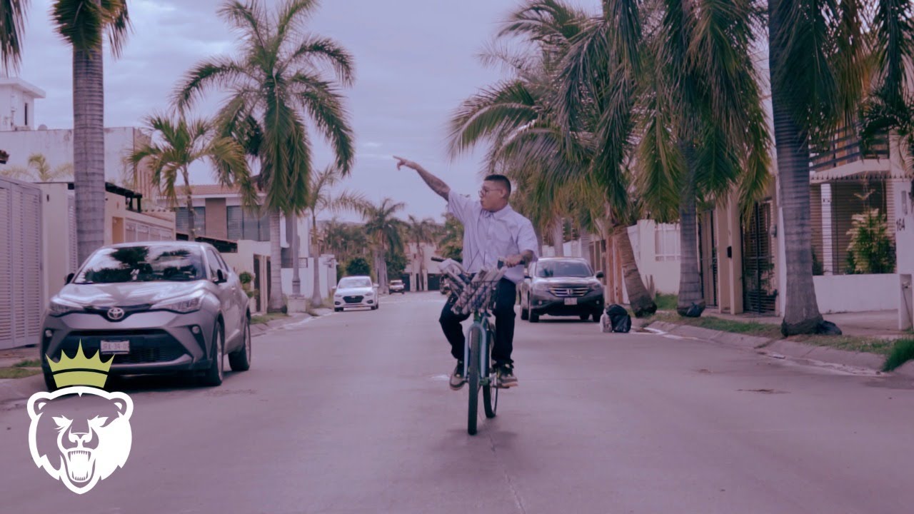 LA SANTA GRIFA // ATROPELLAO // VIDEO OFICIAL