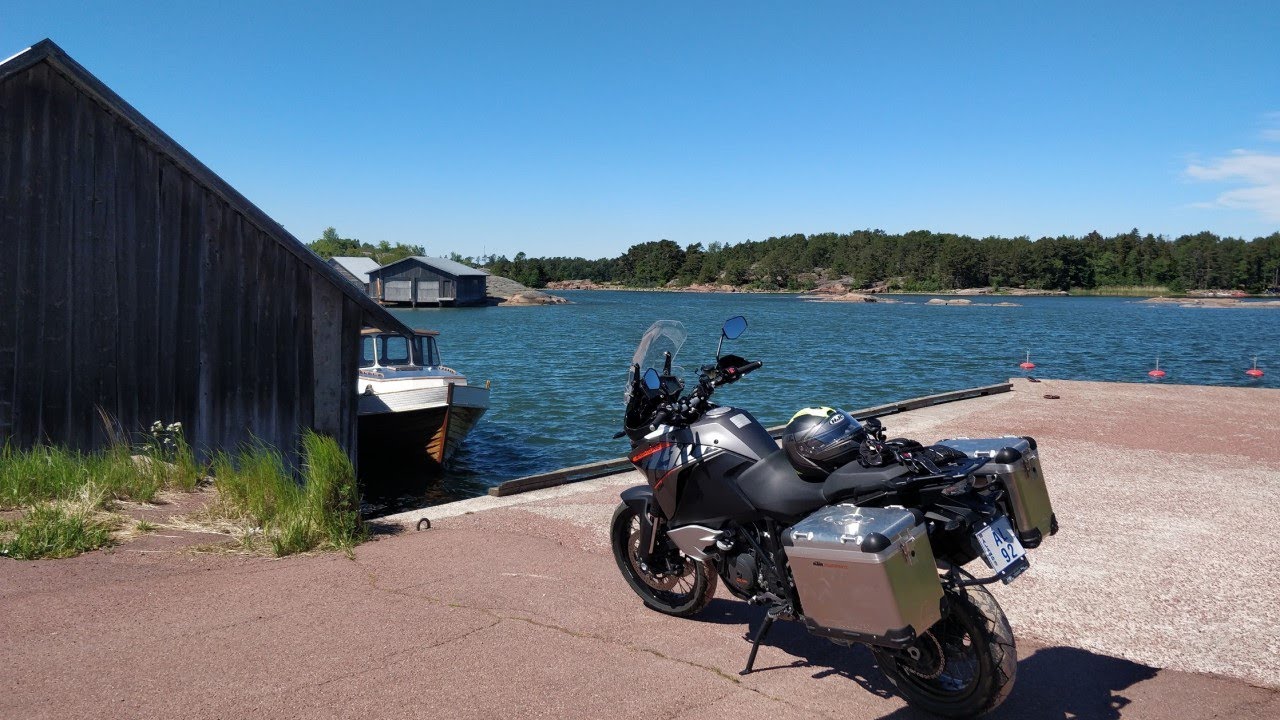 Windy Sunday motorcycle ride to Ecker&ouml;, &Aring;land Islands