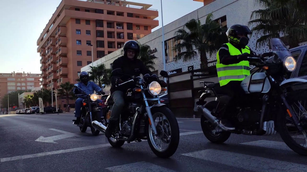 Salida usuarios Royal Enfield Valencia