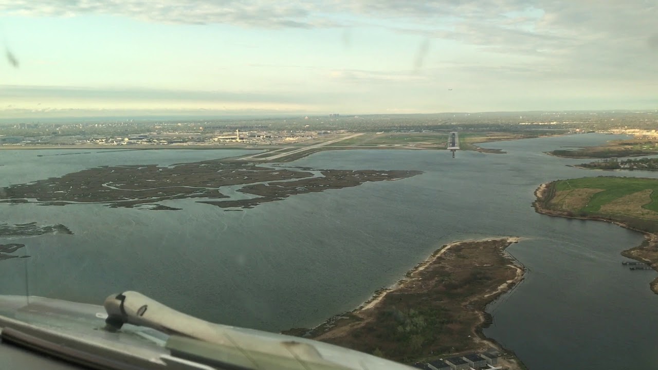 Airbus 340-600 Iberia. Landing & Take off KJFK (cockpit view ) 1080hd