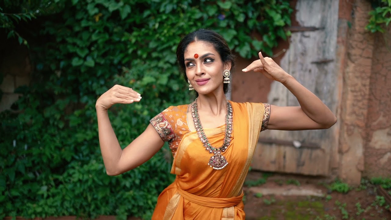 Yahi Madhava, Ashtapadi : Rukmini Vijayakumar