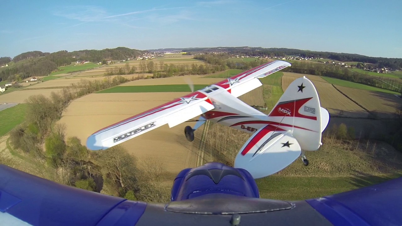 Crash - Carbon-Z Cub eats FunCub-XL