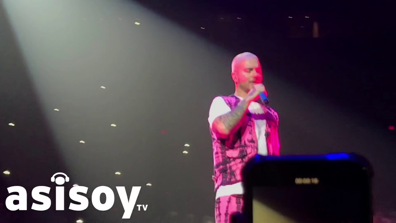 J BALVIN “LA CANCIÓN” / ARCOÍRIS TOUR/ MONTERREY