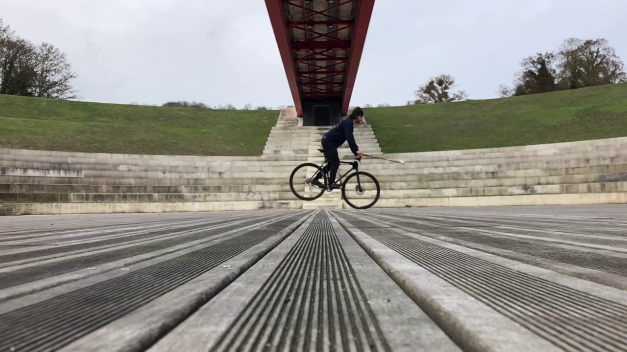 BIKE POLO TRICKS