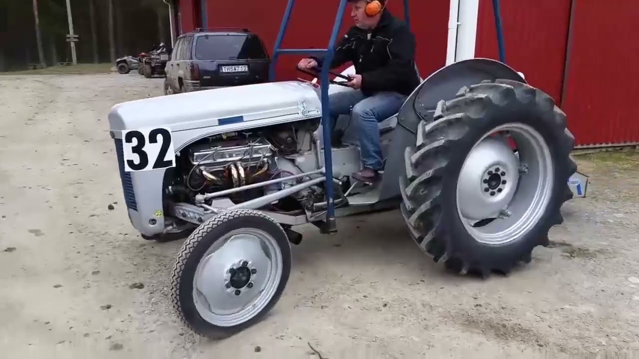 Very fast old tractors // V8 engine conversion and others // compilation