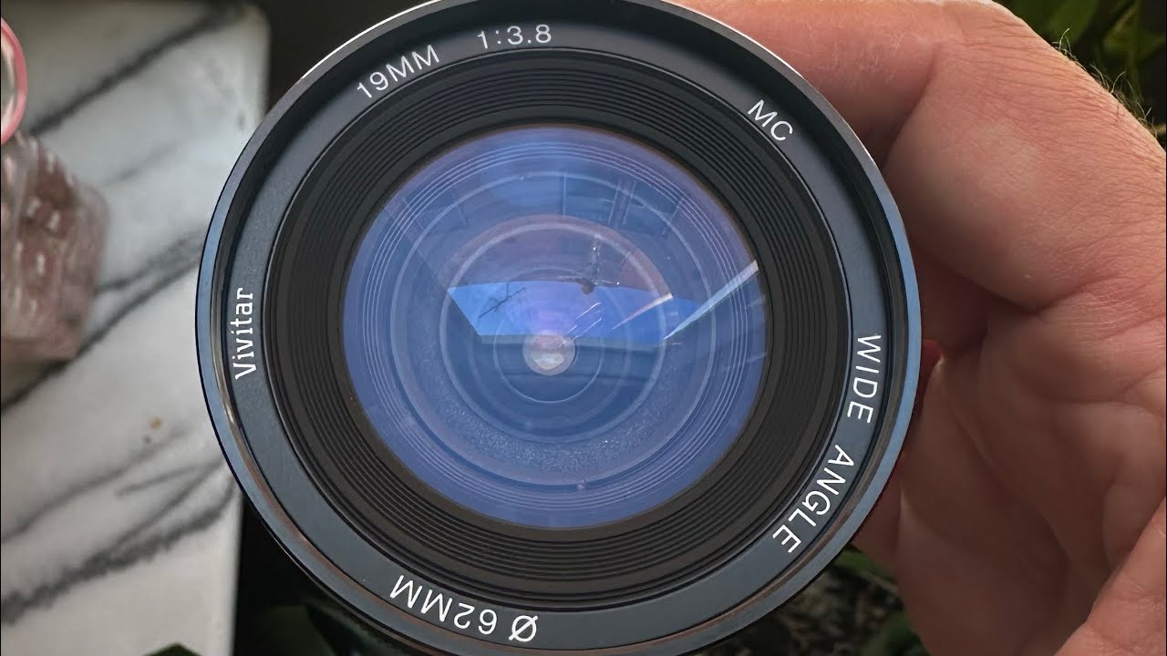 Vintage Lens Test: Vivitar 19mm f/3.8, Sony FX30