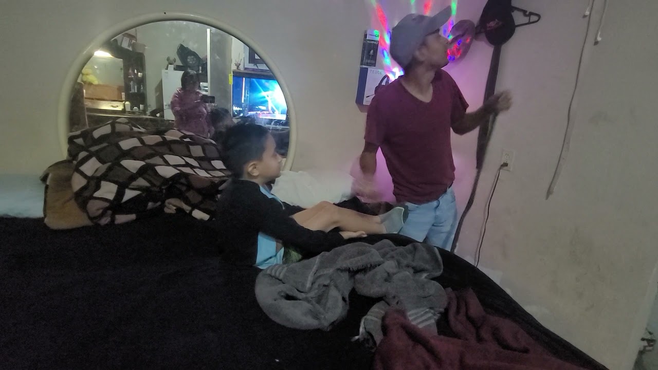 BAÑANDO A MI 👦 NIÑO NO ES FALCIL SER PAPA SOLTERO PEQUEÑO TUTORIAL KIERE AMA ATUS HIJOS