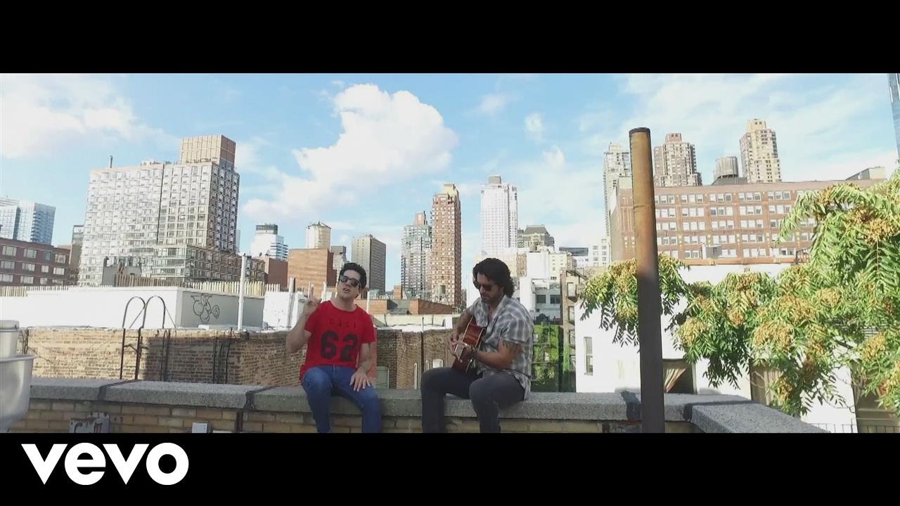 Jota Quest - Daqui S&oacute; Se Leva o Amor (Clipe Oficial)