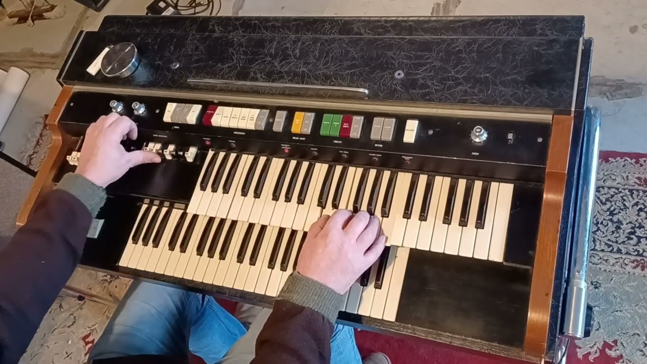 ACE TONE  GT-7,  pre Roland, try out!