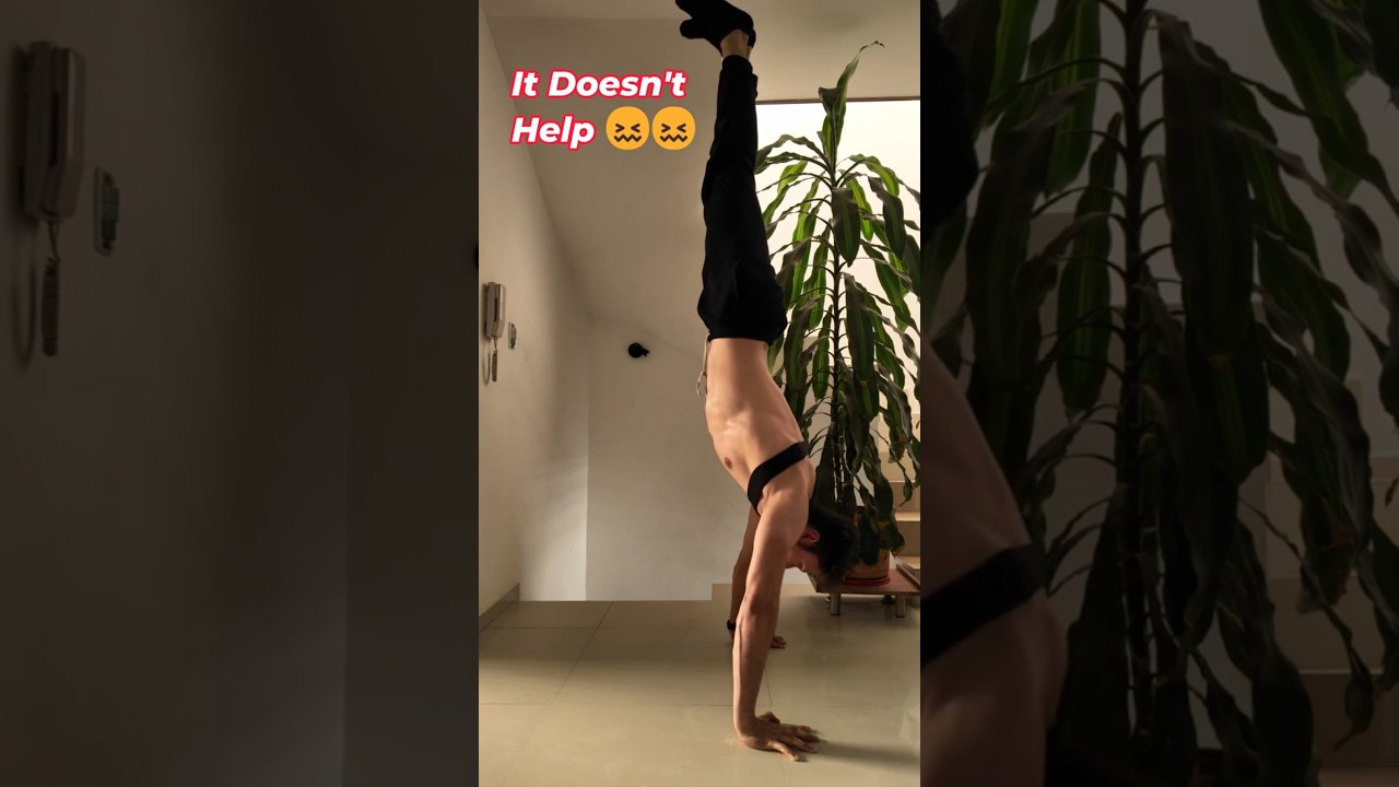 😭 Struggling with my handstand 😭  #calistenia #fuerza #handstandworkout