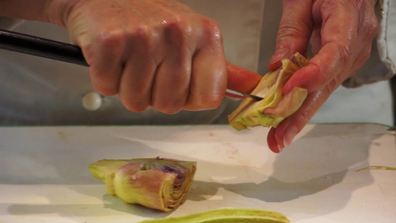 CLEANING ARTICHOKES - Gigliocooking Tutorial