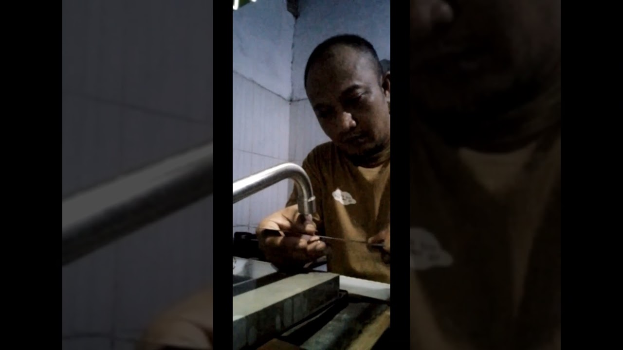 Ngasah Before after #knife #sharpeningknife #sharpening #sharpeningstone #ngasah #tutorial