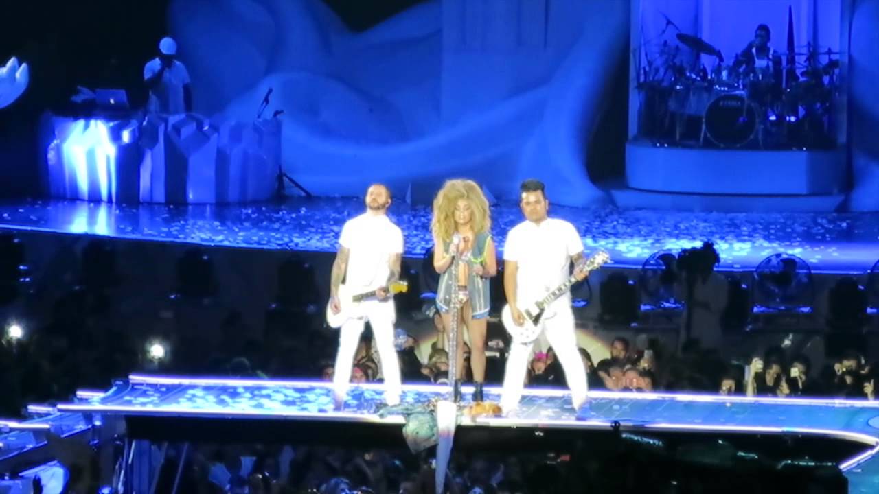 LADY GAGA | 04/11/14 cleo vlogs