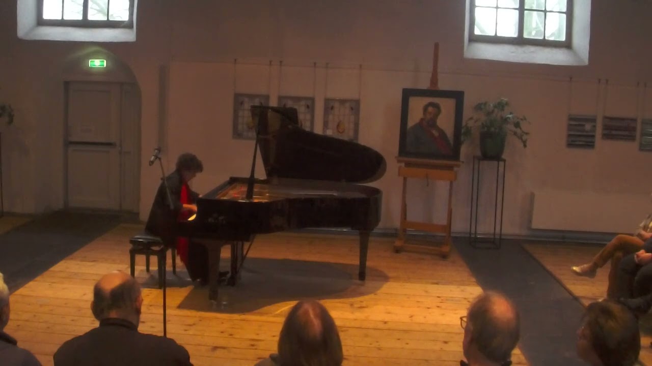 Lera Auerbach 24 Preludes for Piano (nrs 13-24)