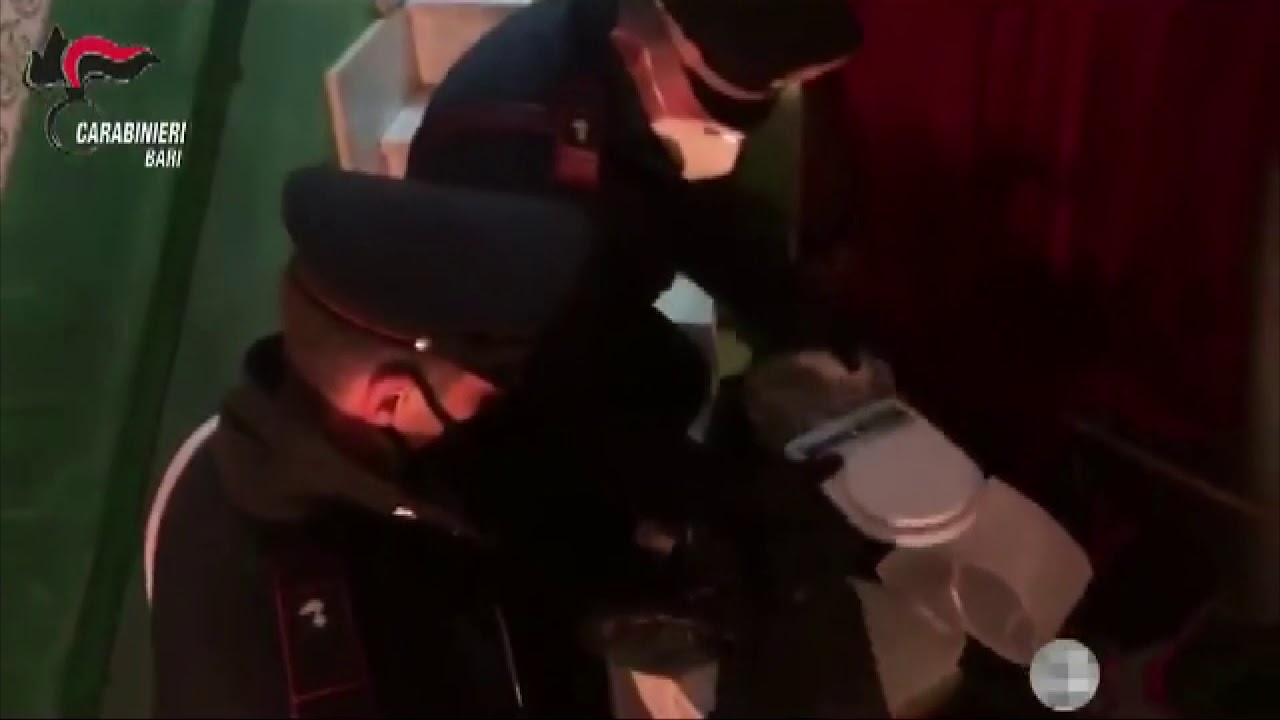 Sannicandro, nascondeva droga e armi in casa: arrestato 20enne