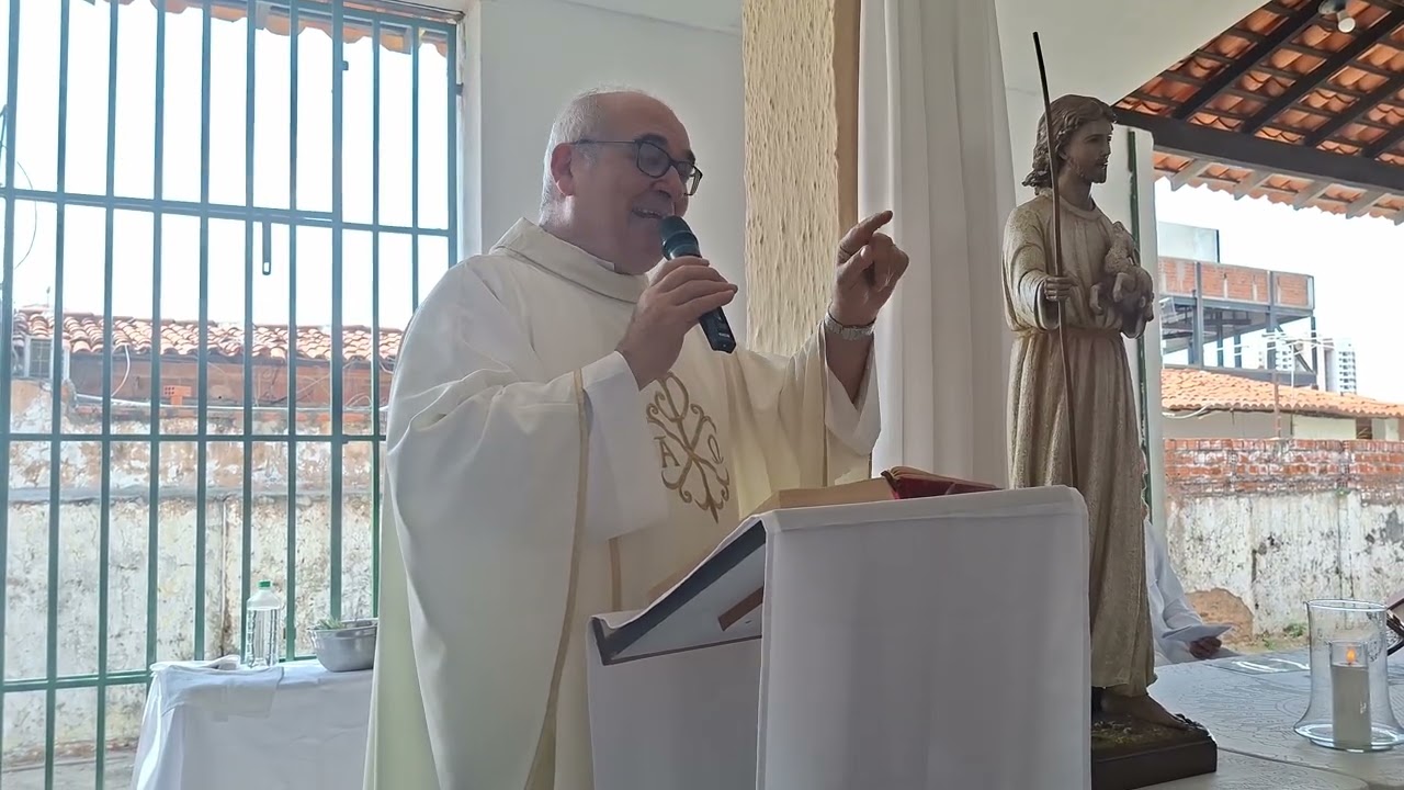 Santa Missa com o padre Amadeu